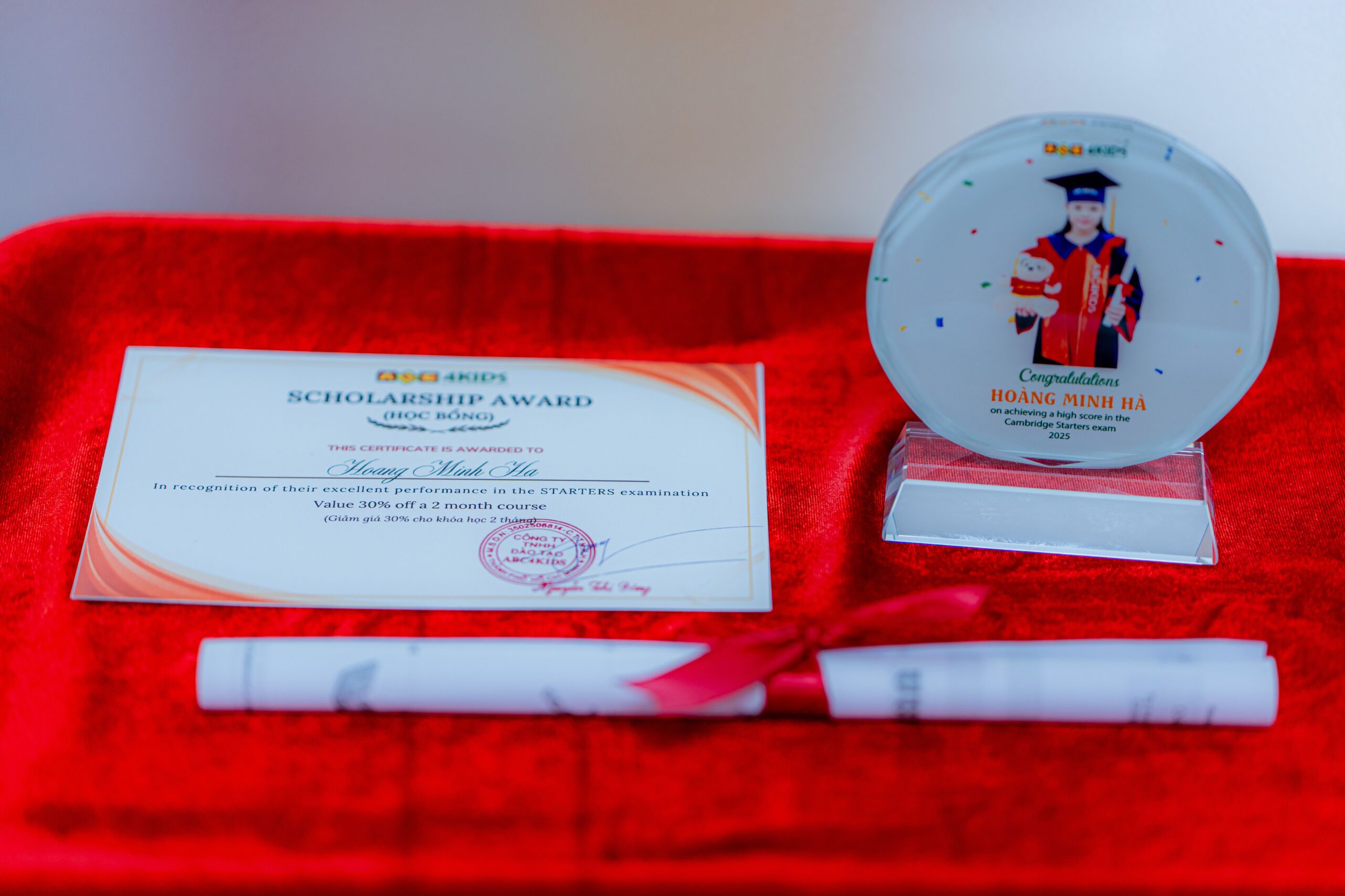 Lễ vinh danh và trao chứng chỉ Cambridge 2025