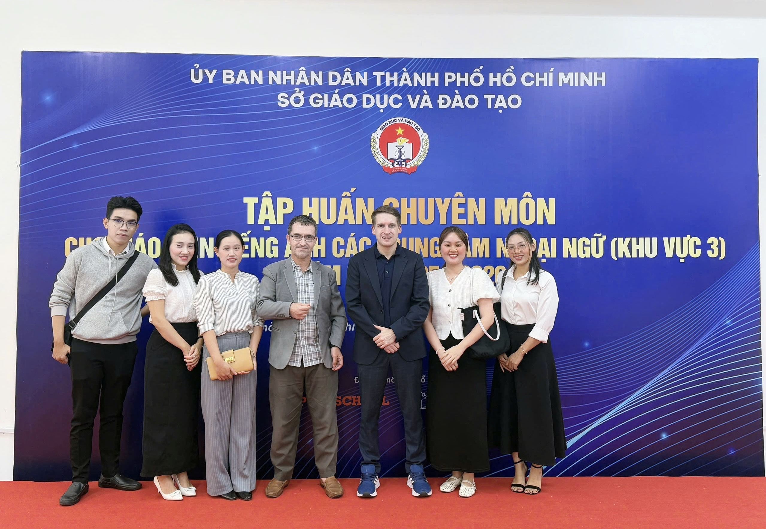 Tập huấn chuyên môn cho GV tiếng Anh